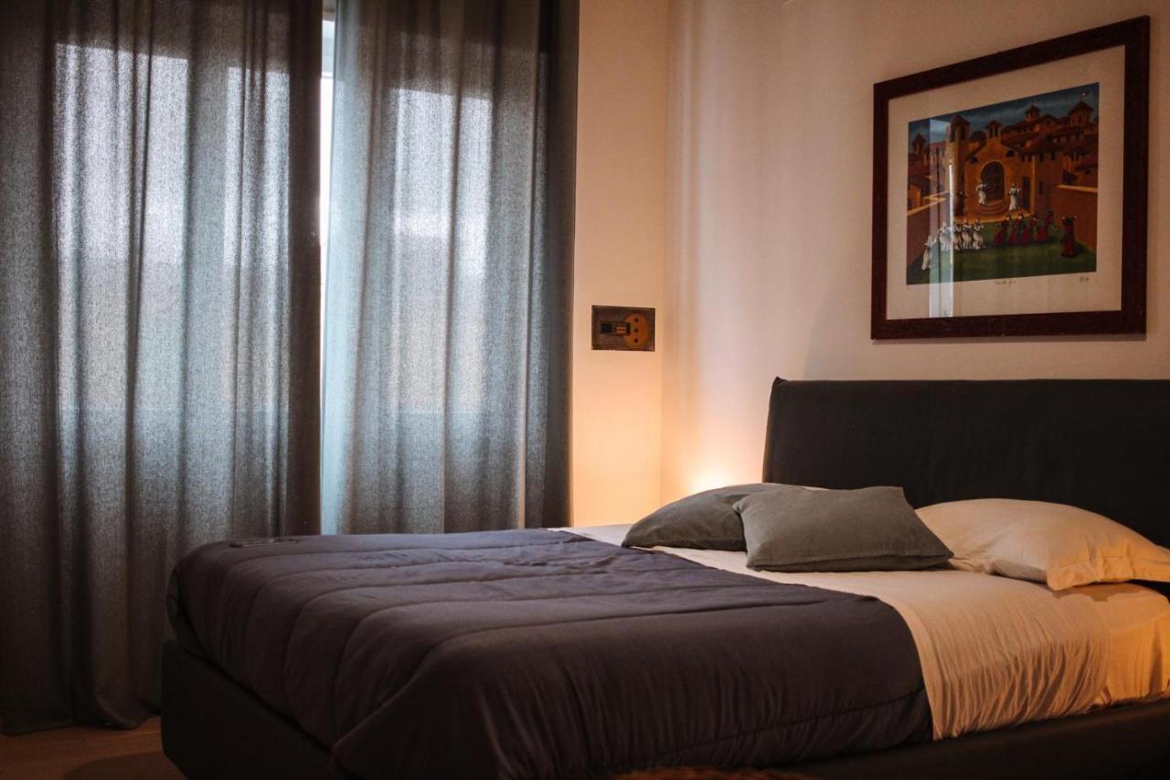 Carnale Guest House Salerno Buitenkant foto