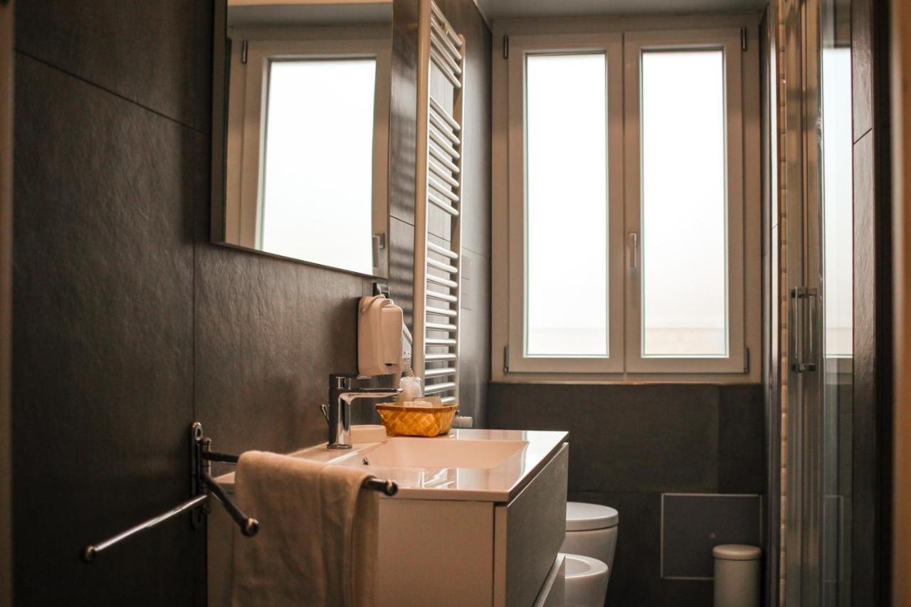 Carnale Guest House Salerno Buitenkant foto